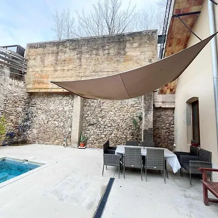 Aptw Pool In Heart Of Old Town