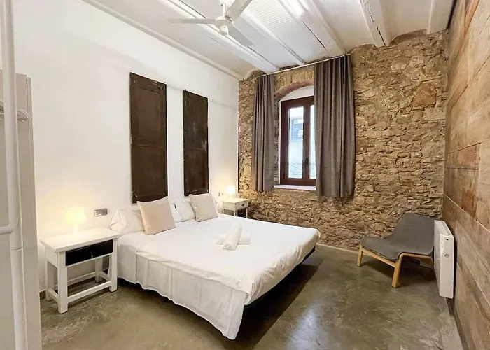 Aptw Pool In Heart Of Old Town Apartman