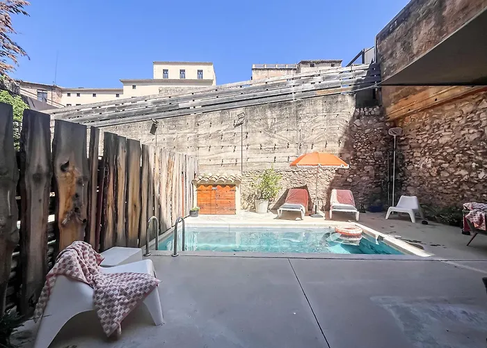 Aptw Pool In Heart Of Old Town