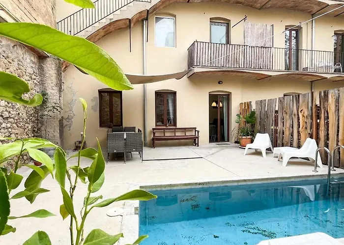 Aptw Pool In Heart Of Old Town