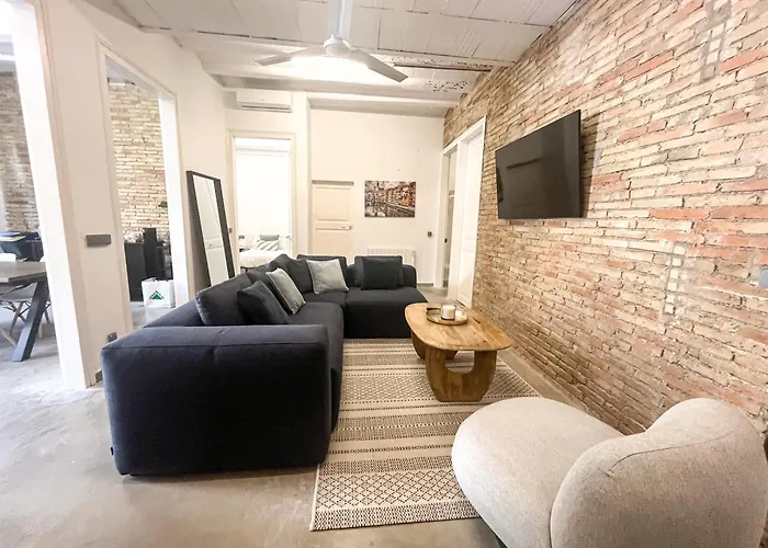 Aptw Pool In Heart Of Old Town Apartman Girona