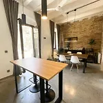 Aptw Pool In Heart Of Old Town Apartman *
