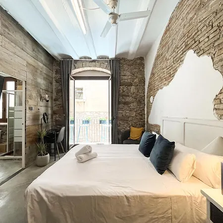 Aptw Pool In Heart Of Old Town Girona