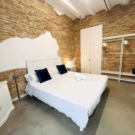 Aptw Pool In Heart Of Old Town Girona