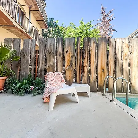 Aptw Pool In Heart Of Old Town Apartamento